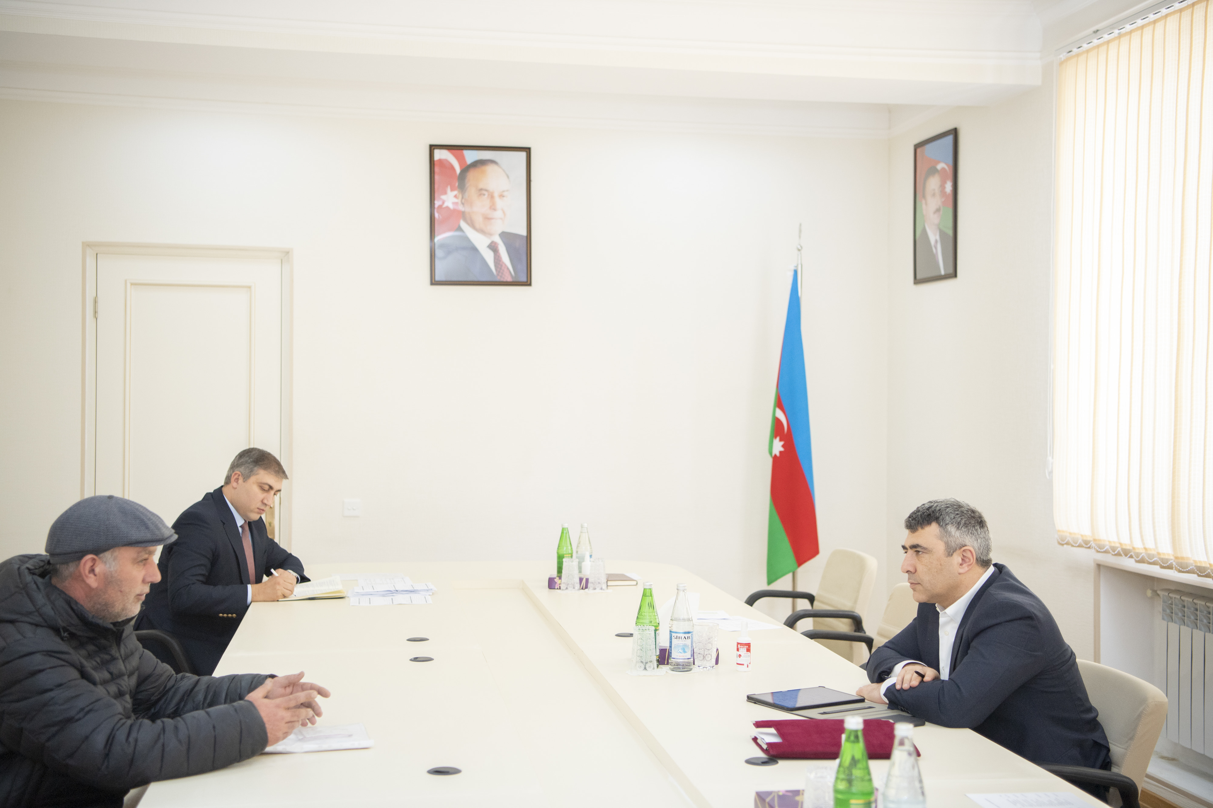 nazir-inam-kerimov-xacmazda-vetendaslari-qebul-edib